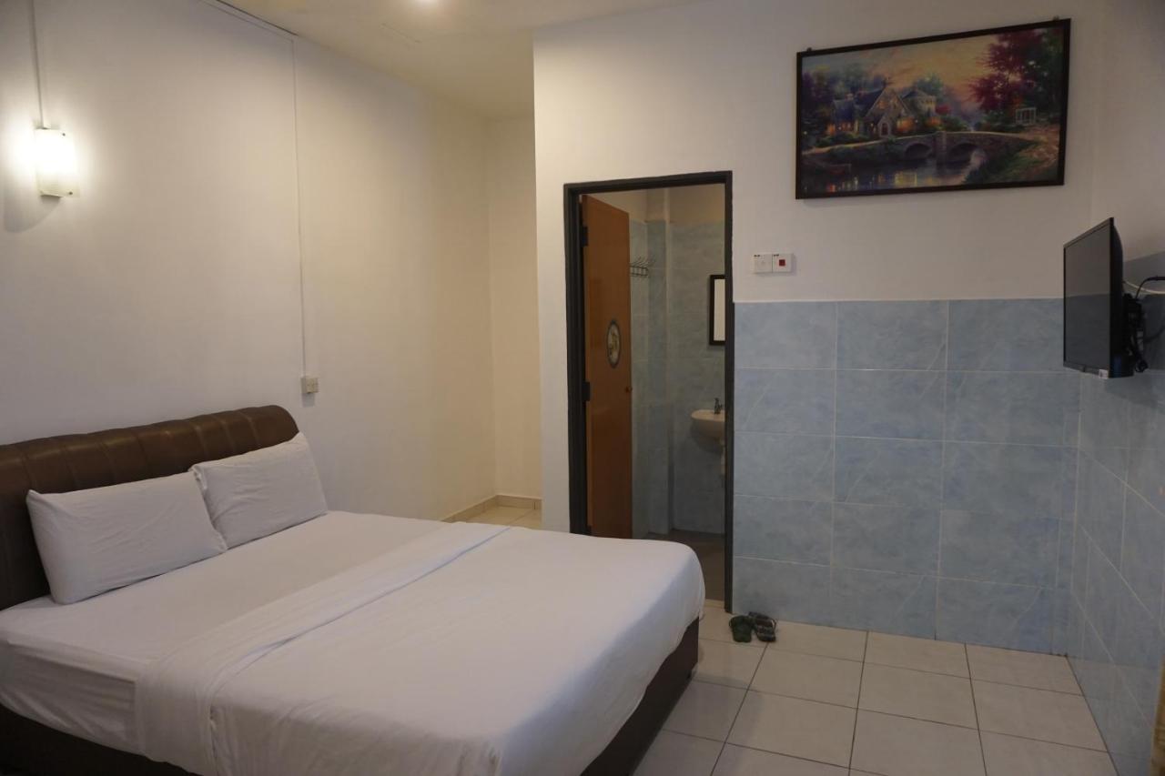 S & S Guest House Kuantan Exteriör bild